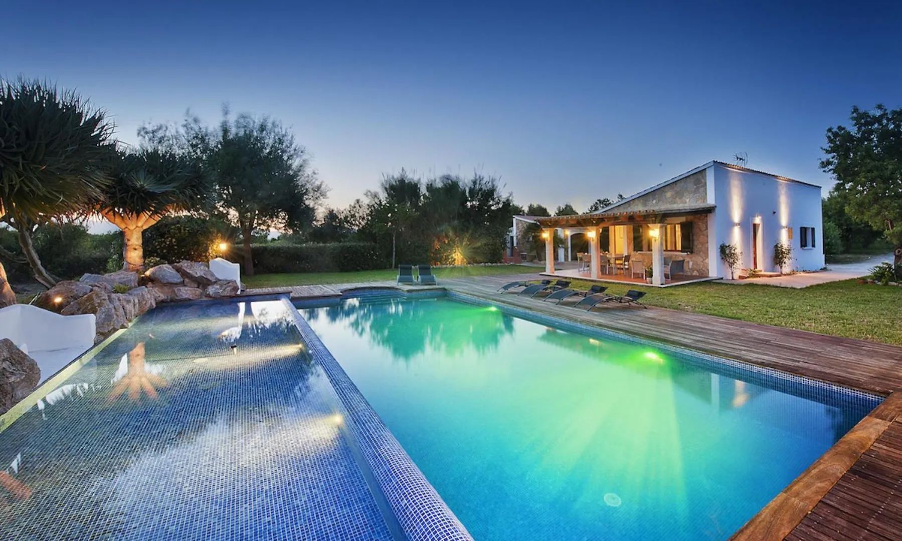 Villa Mar location